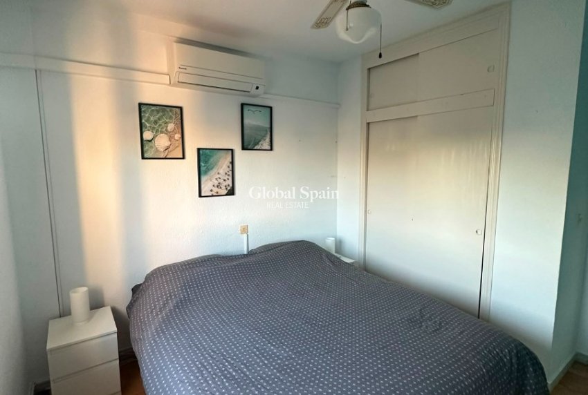 Wiederverkauf - WOHNUNG -
TORREVIEJA - Calas blanca