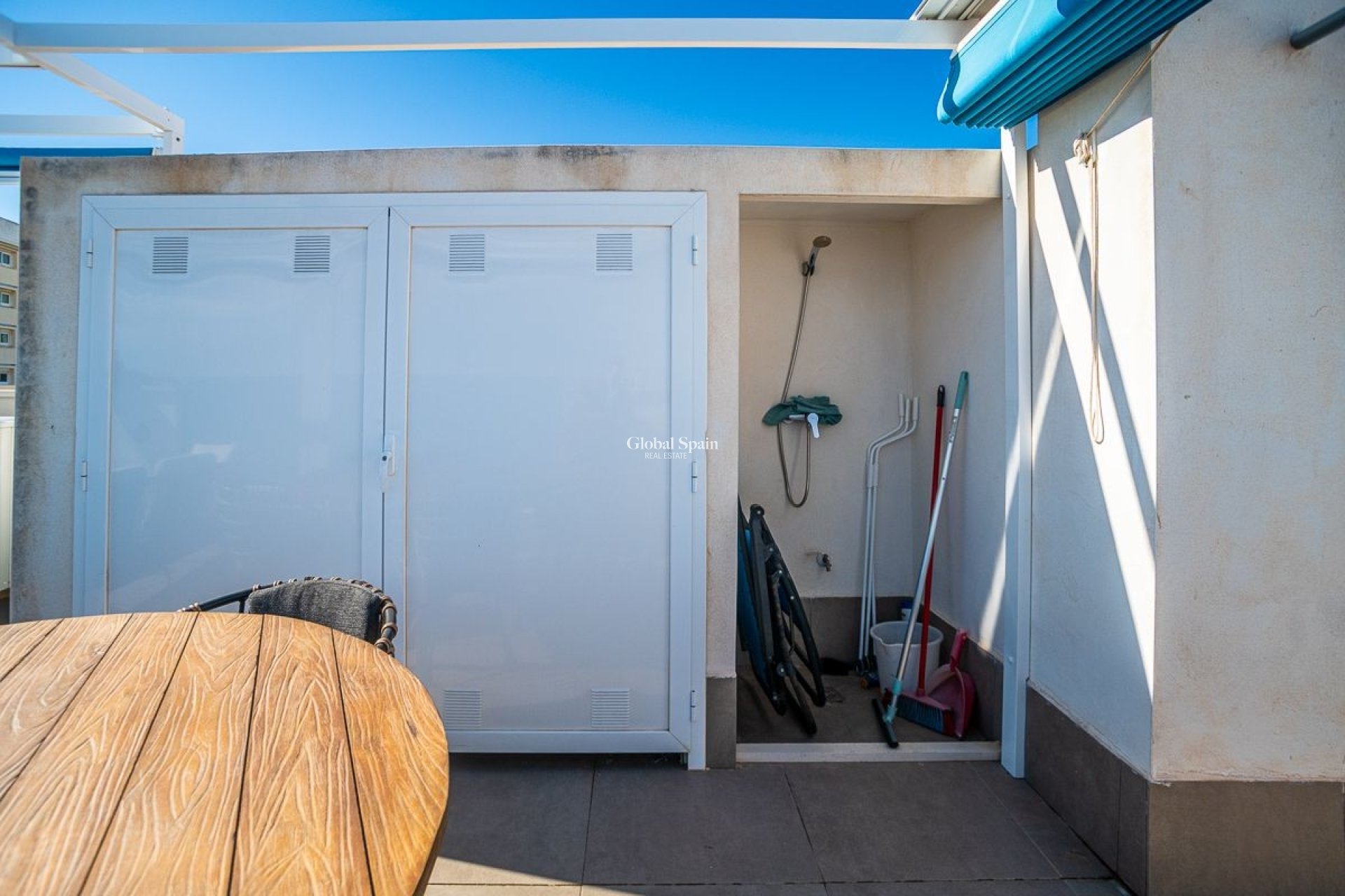 Wiederverkauf - WOHNUNG -
TORREVIEJA - Calas Blancas