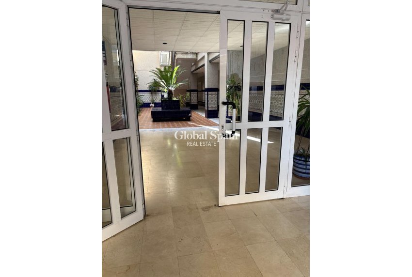 Wiederverkauf - Wohnung -
TORREVIEJA - Center