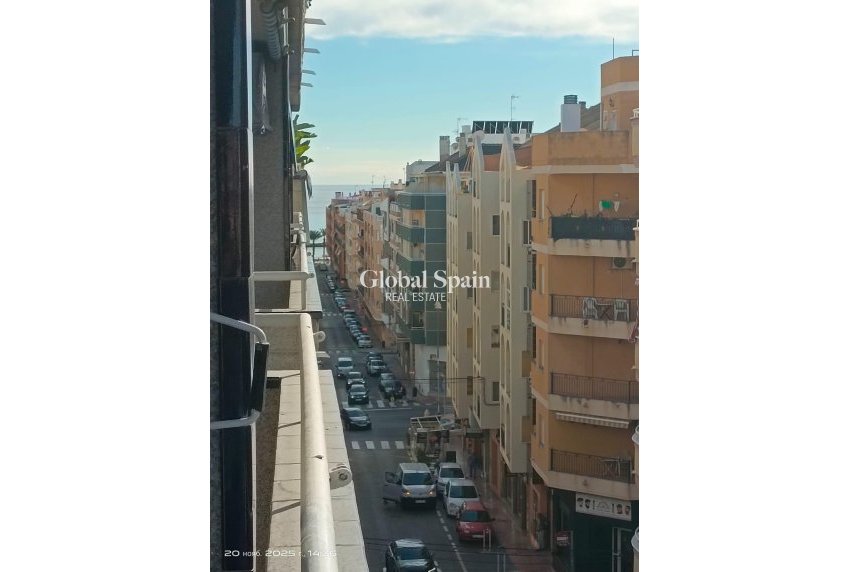 Wiederverkauf - WOHNUNG -
TORREVIEJA - Center