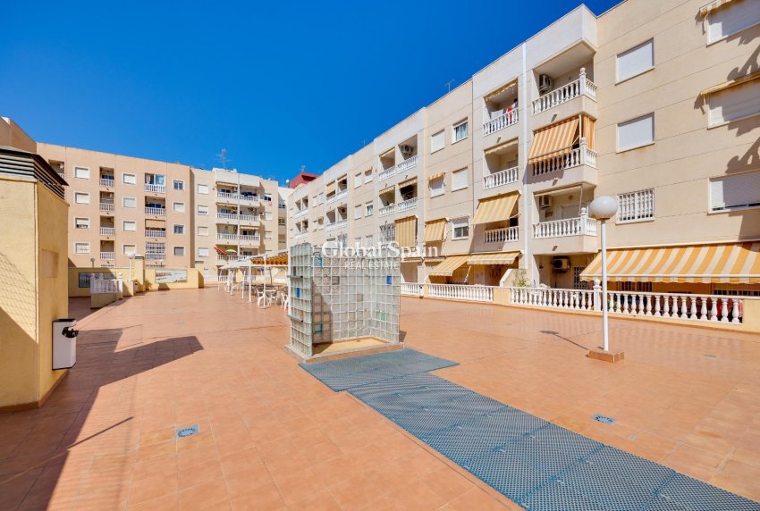 Wiederverkauf - WOHNUNG -
TORREVIEJA - Center