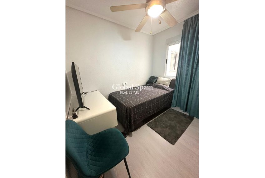 Wiederverkauf - WOHNUNG -
TORREVIEJA - Center