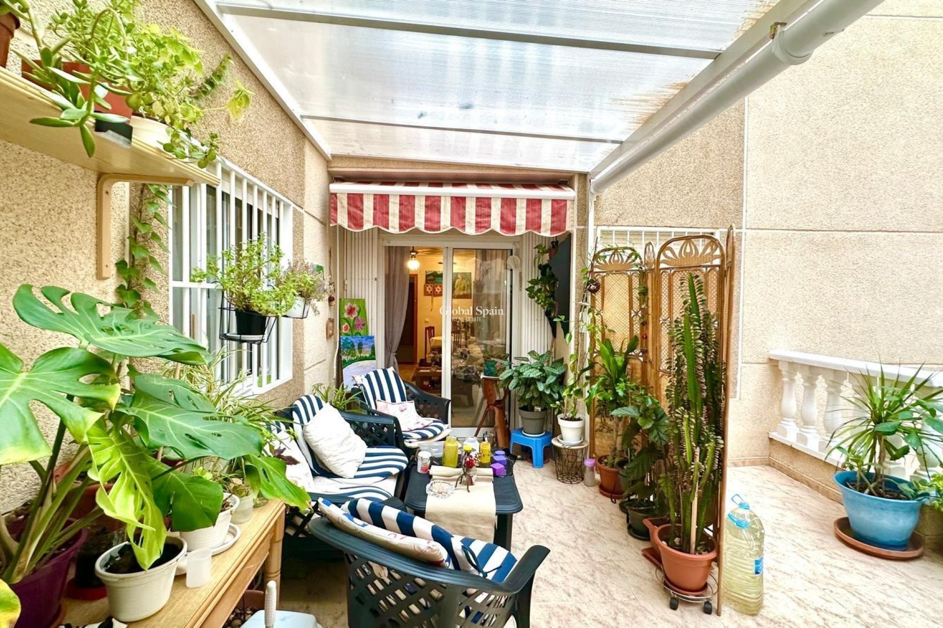 Wiederverkauf - WOHNUNG -
TORREVIEJA - Center