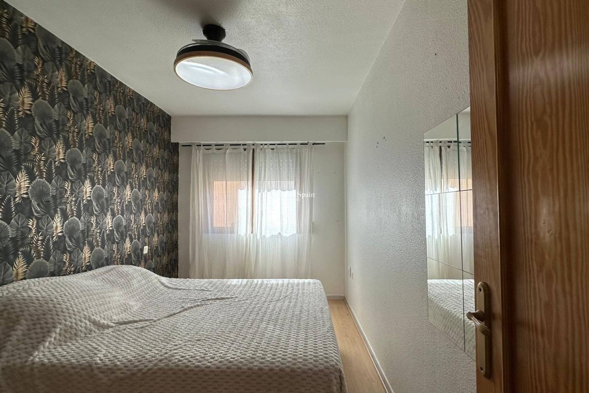 Wiederverkauf - WOHNUNG -
TORREVIEJA - Center