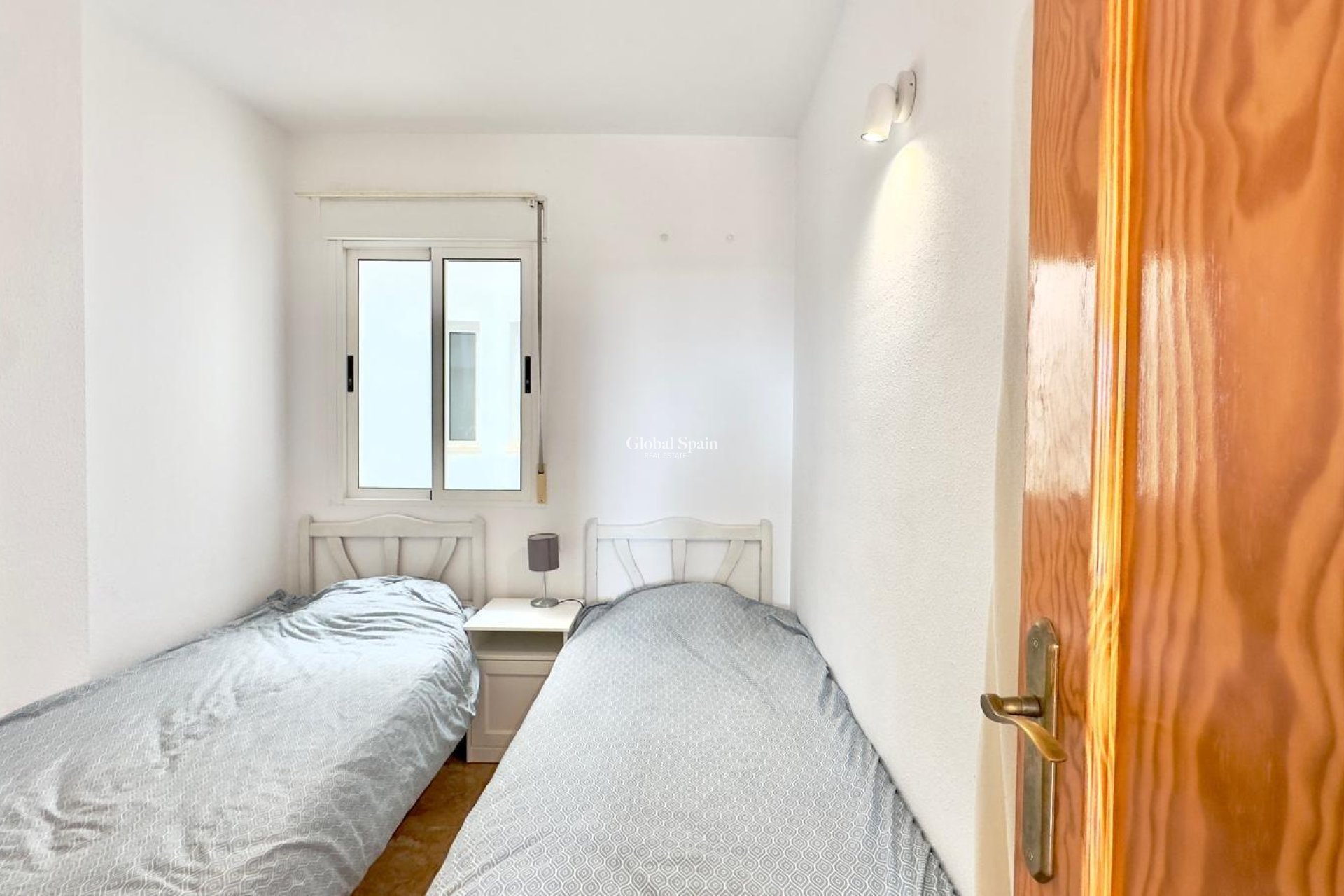 Wiederverkauf - WOHNUNG -
TORREVIEJA - Center