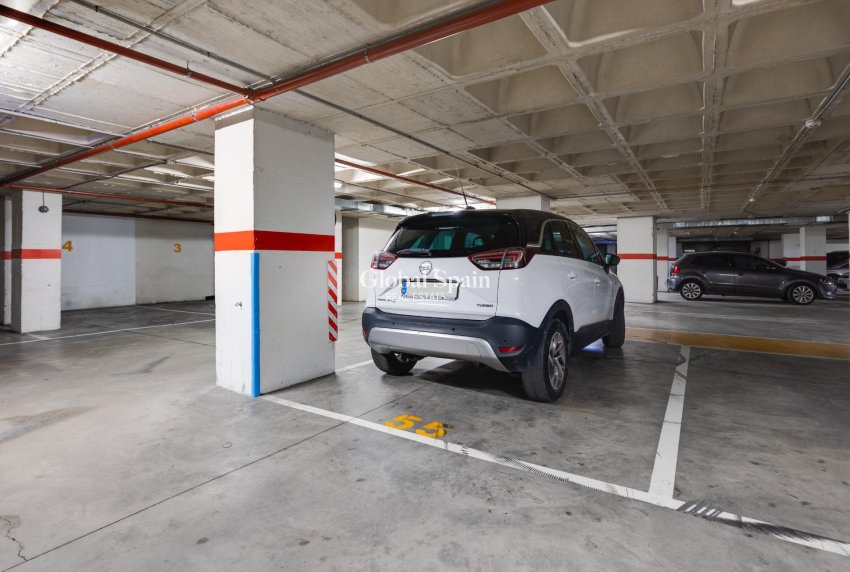 Wiederverkauf - WOHNUNG -
TORREVIEJA - Center