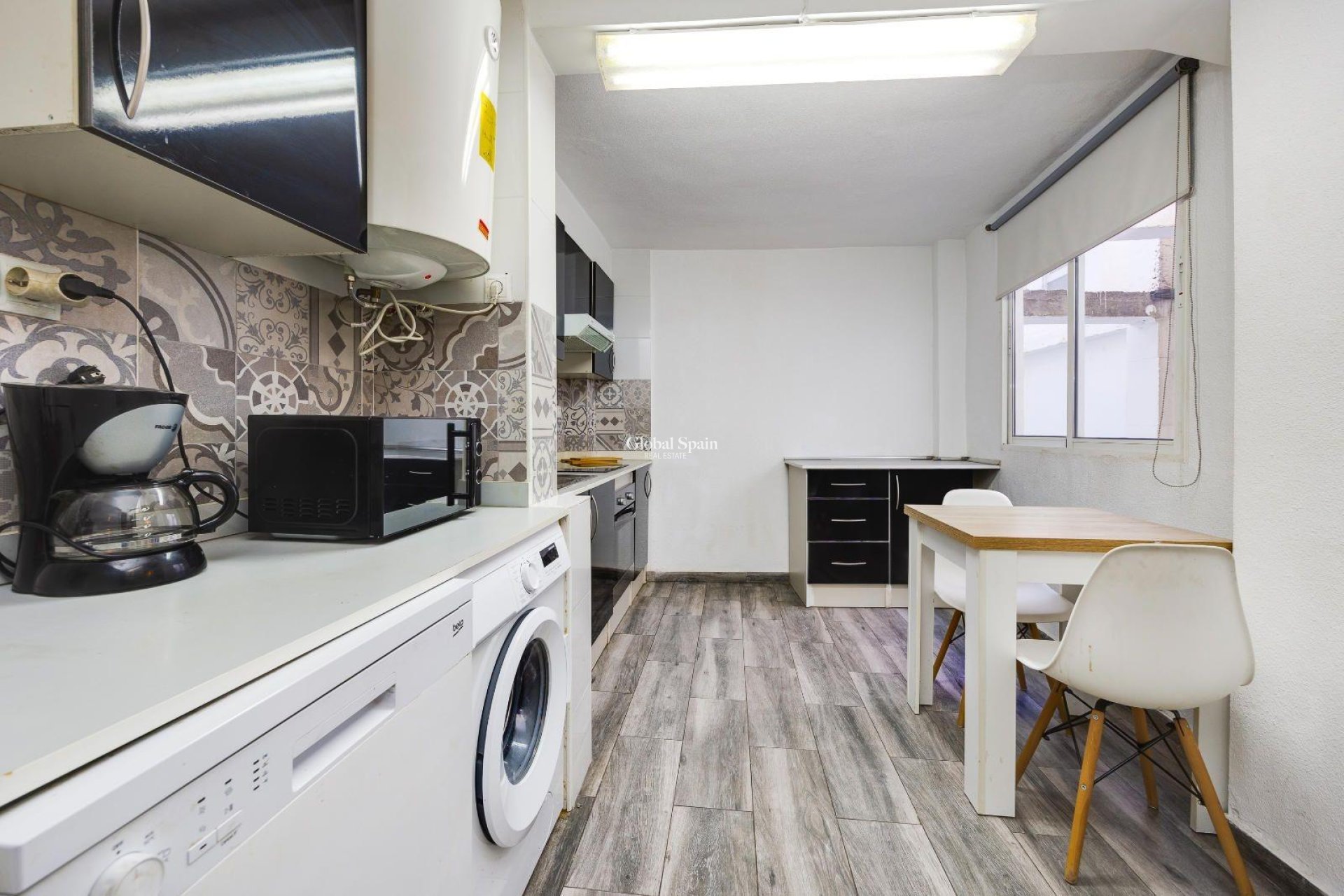 Wiederverkauf - WOHNUNG -
TORREVIEJA - Center