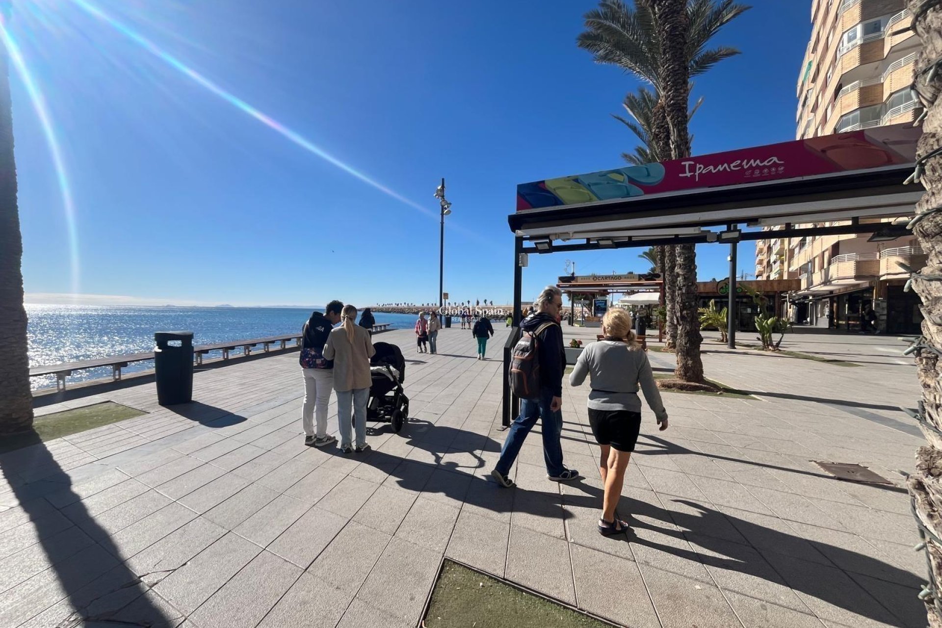 Wiederverkauf - WOHNUNG -
TORREVIEJA - Center