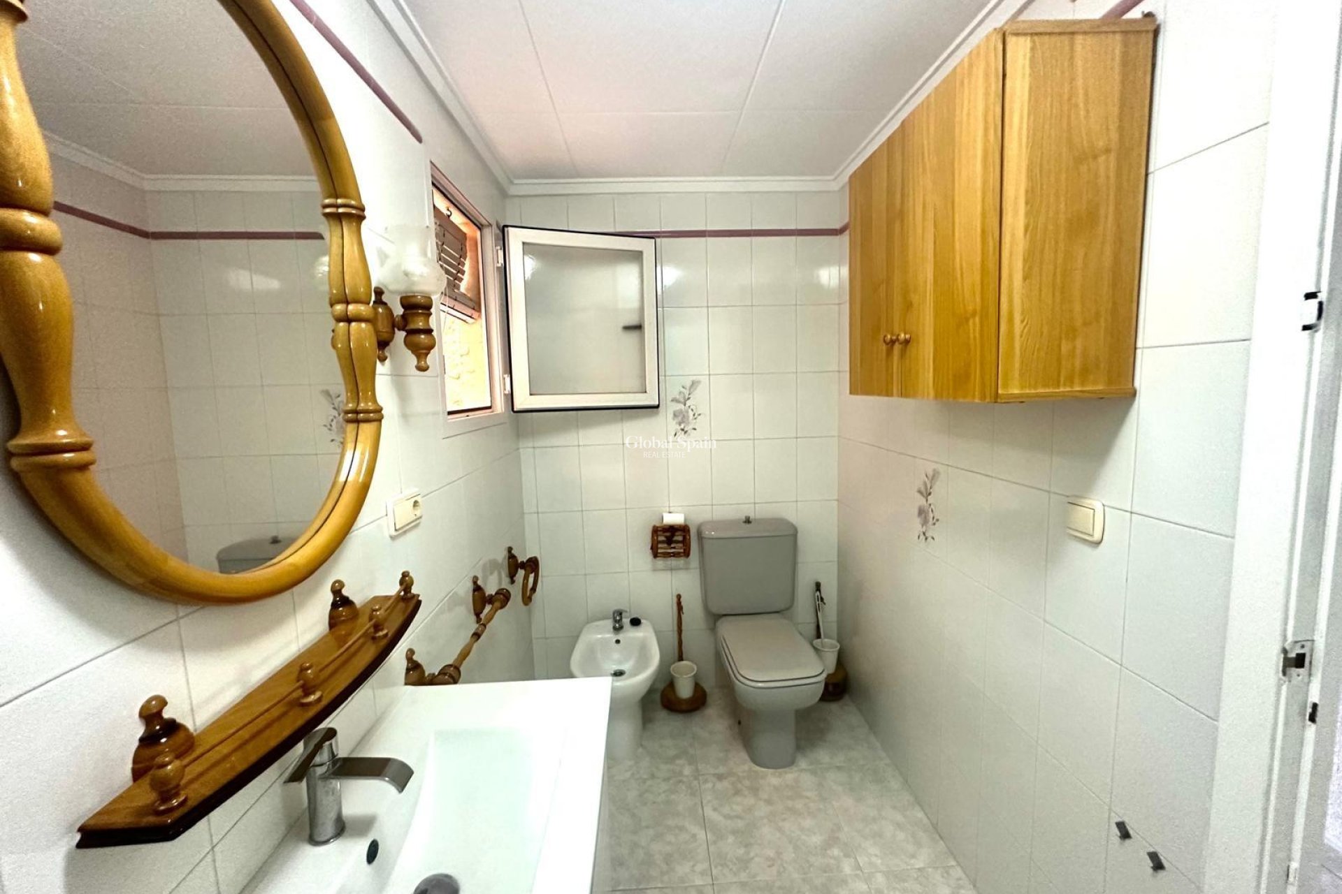 Wiederverkauf - WOHNUNG -
TORREVIEJA - Center