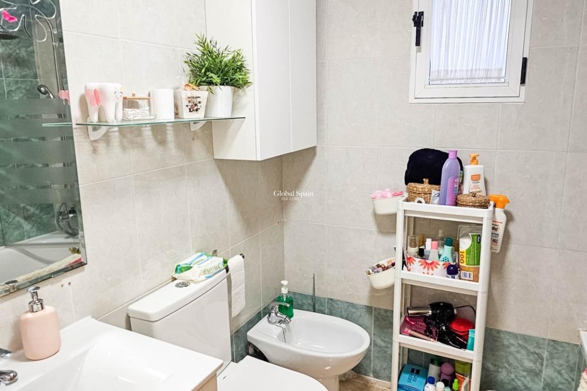 Wiederverkauf - WOHNUNG -
TORREVIEJA - Center