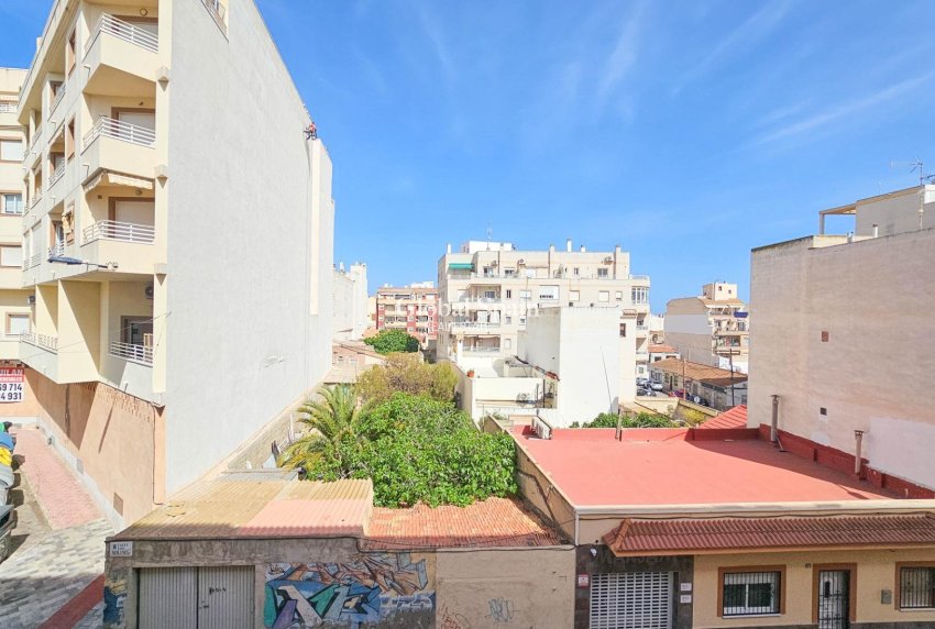 Wiederverkauf - WOHNUNG -
TORREVIEJA - Center