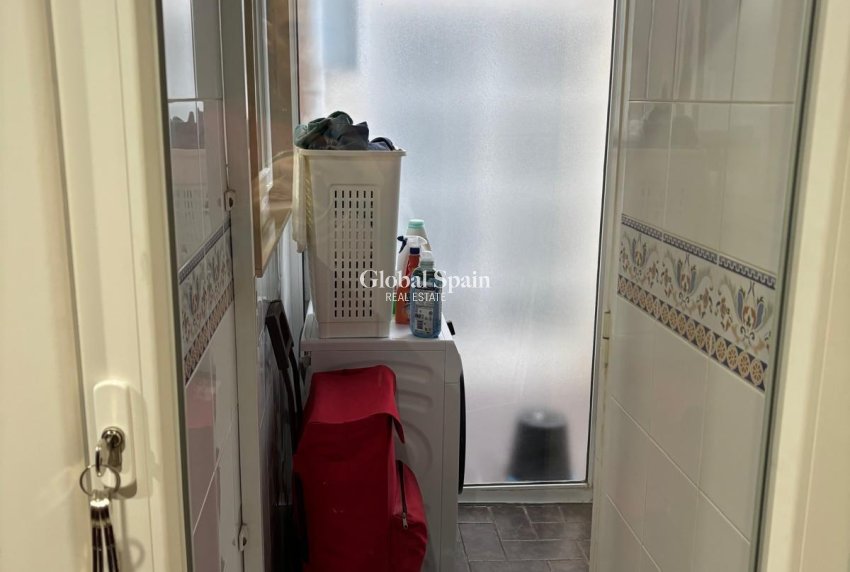 Wiederverkauf - WOHNUNG -
TORREVIEJA - Center