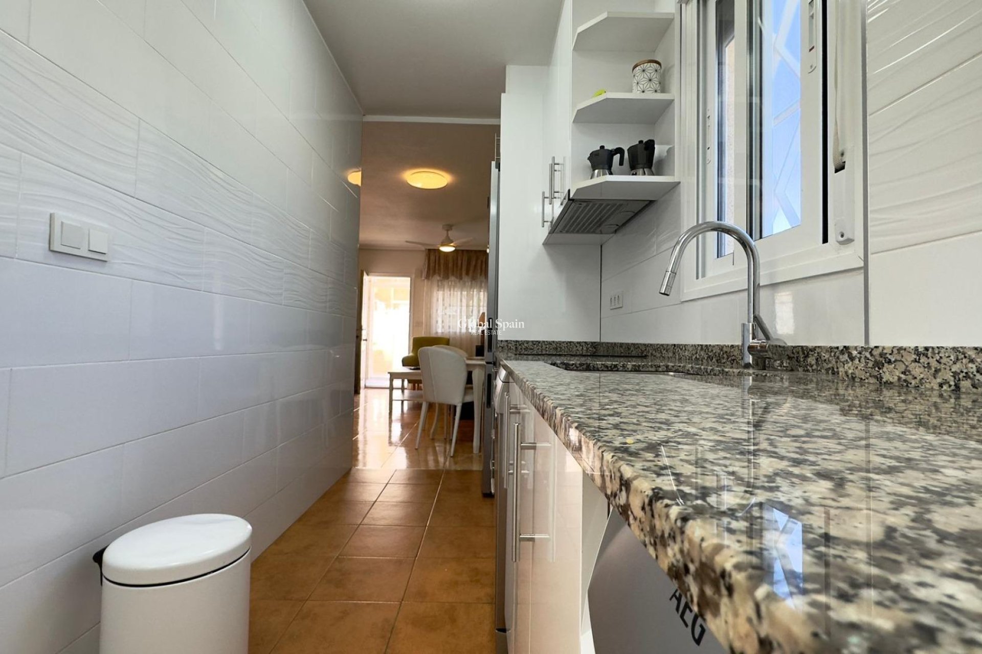 Wiederverkauf - WOHNUNG -
TORREVIEJA - Center