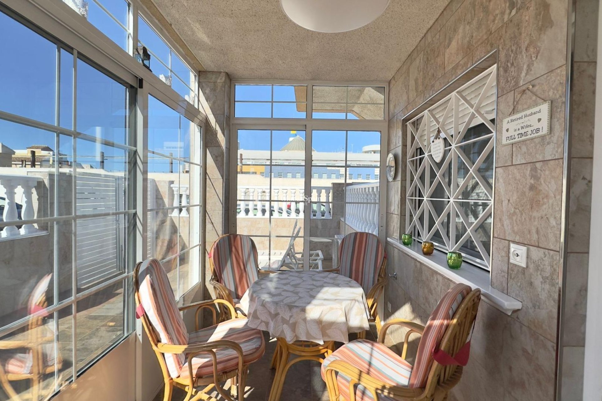 Wiederverkauf - WOHNUNG -
TORREVIEJA - Center