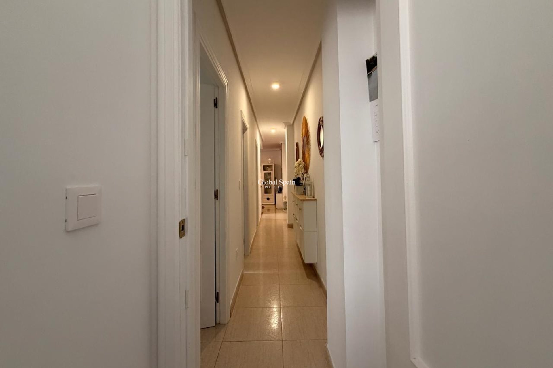 Wiederverkauf - WOHNUNG -
TORREVIEJA - Center