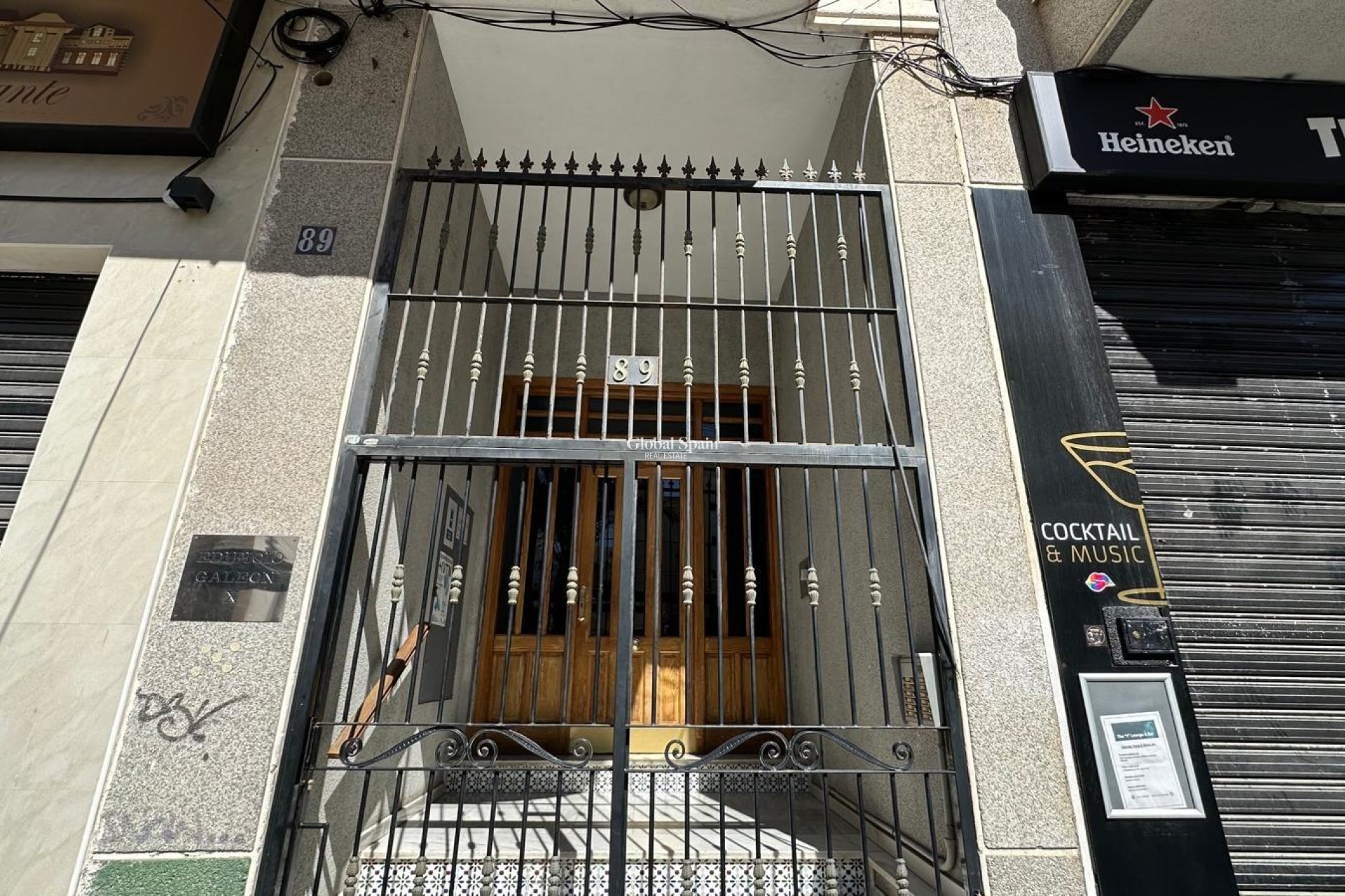 Wiederverkauf - WOHNUNG -
TORREVIEJA - Center