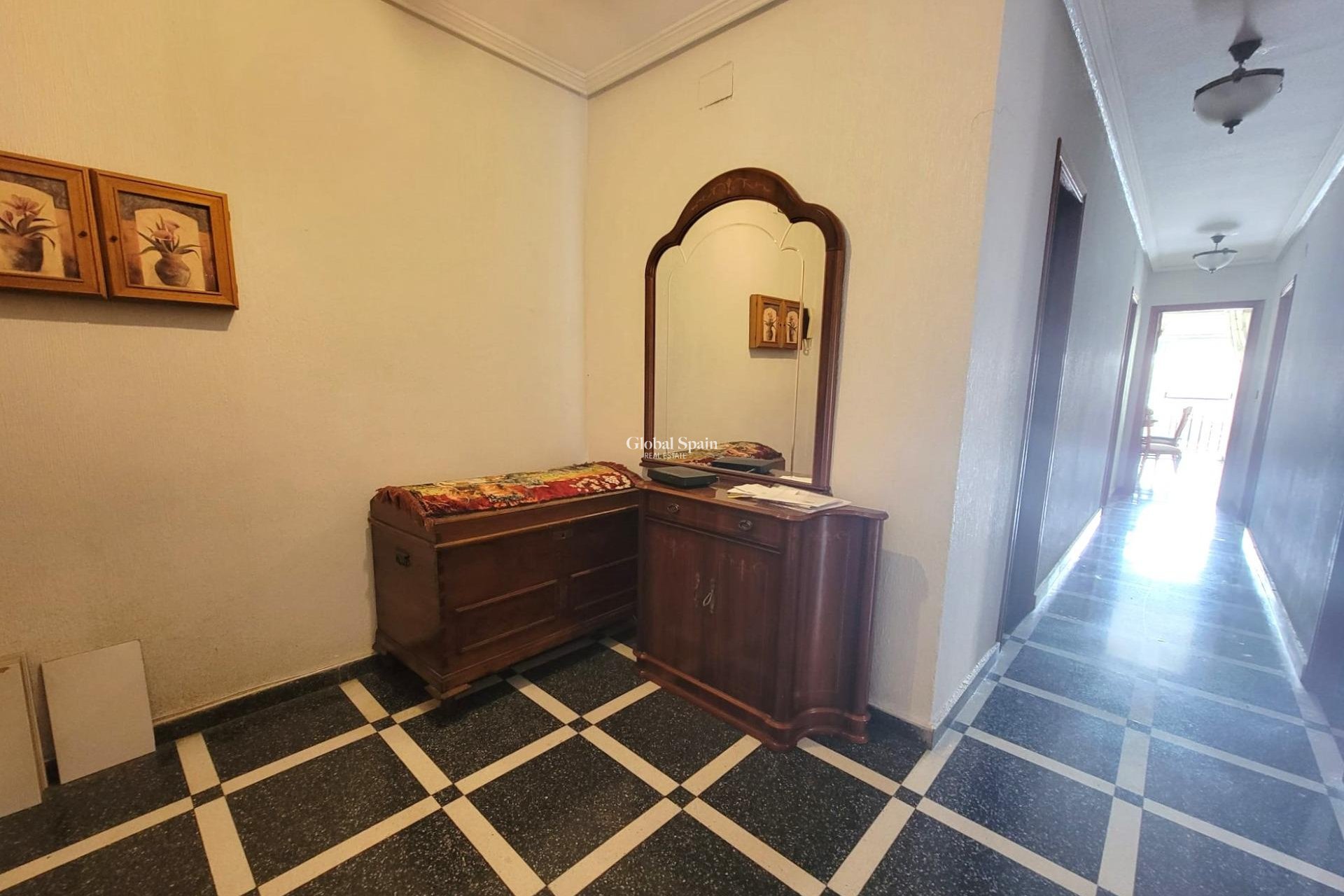 Wiederverkauf - WOHNUNG -
TORREVIEJA - Center