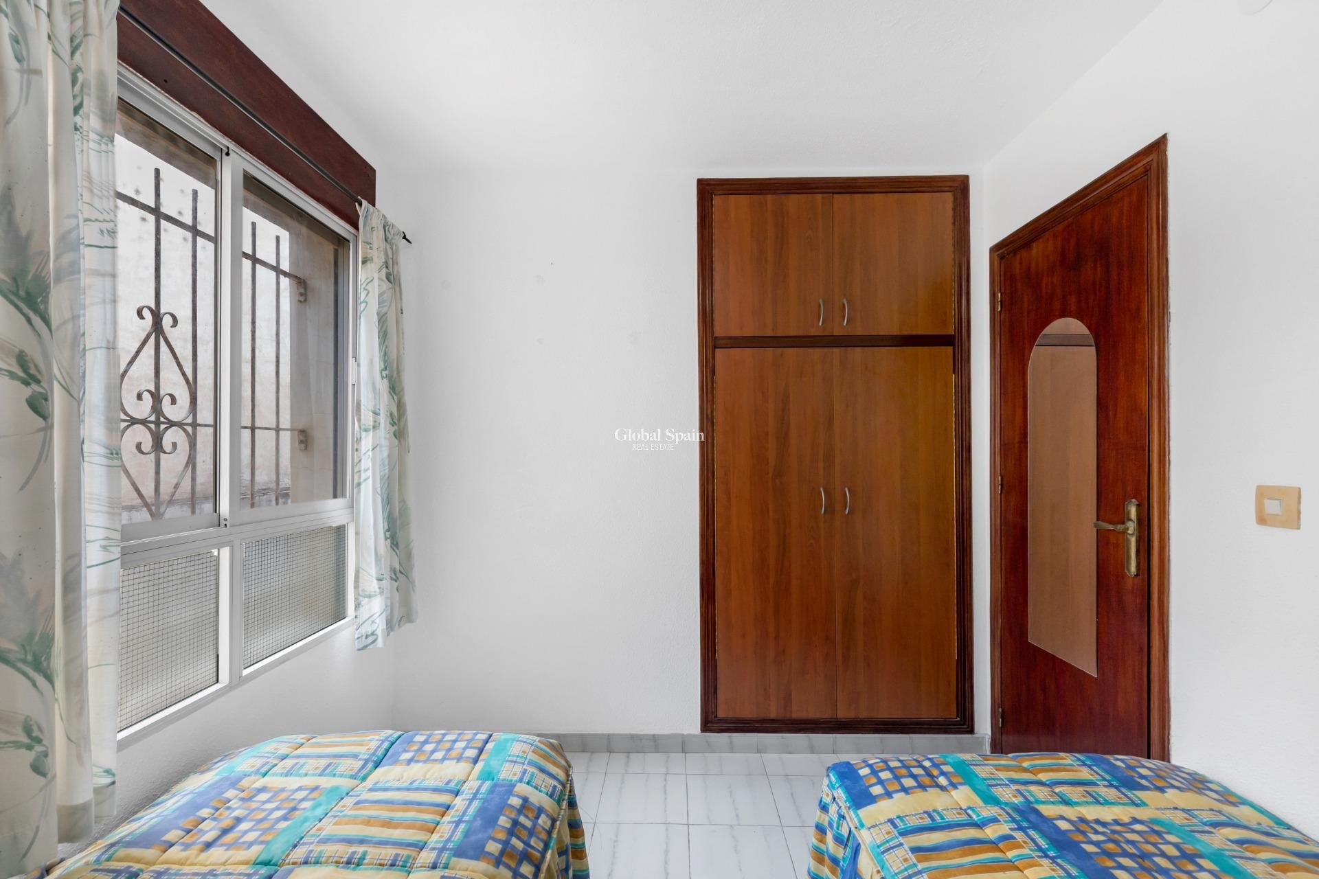 Wiederverkauf - WOHNUNG -
TORREVIEJA - Center