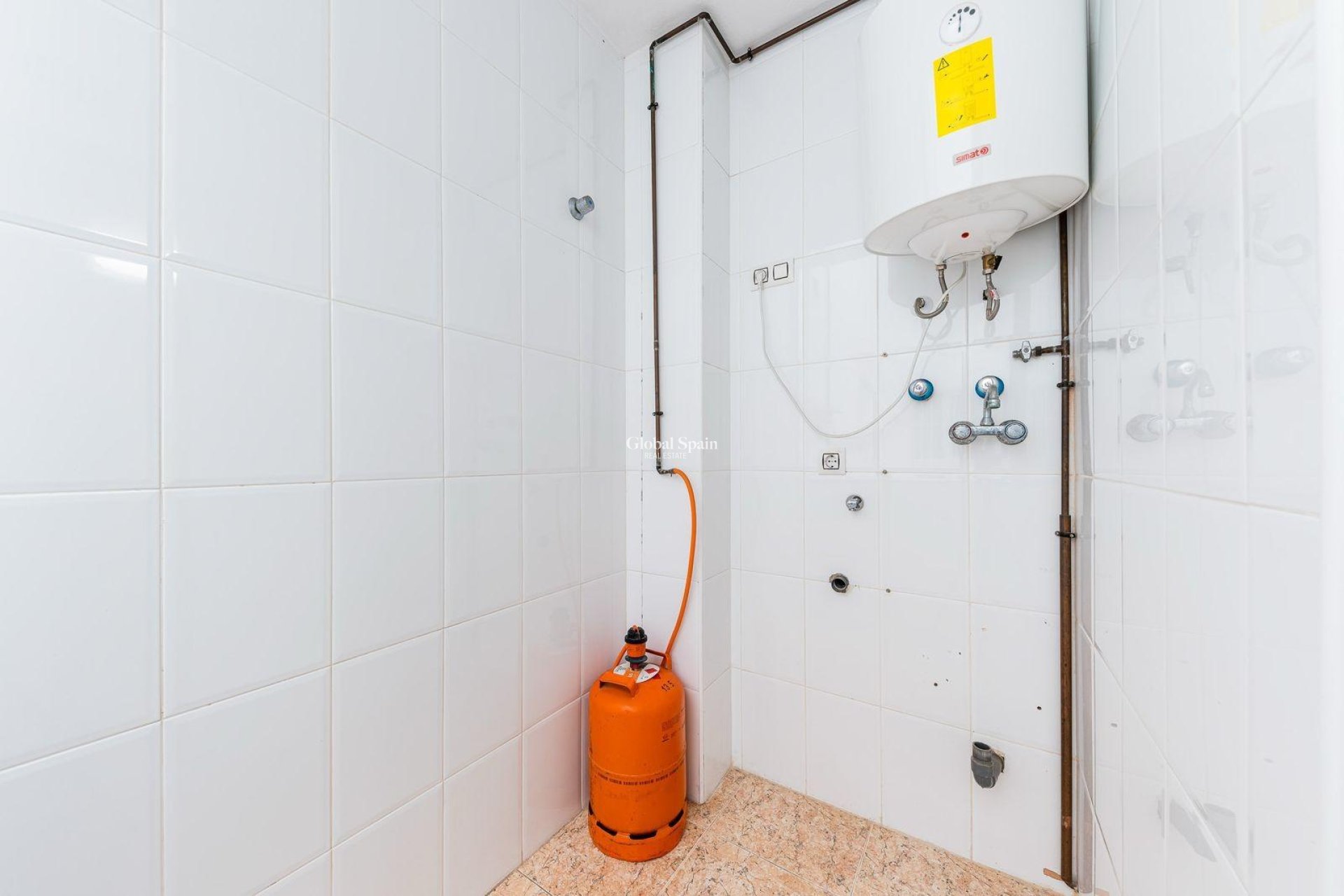 Wiederverkauf - WOHNUNG -
TORREVIEJA - Center