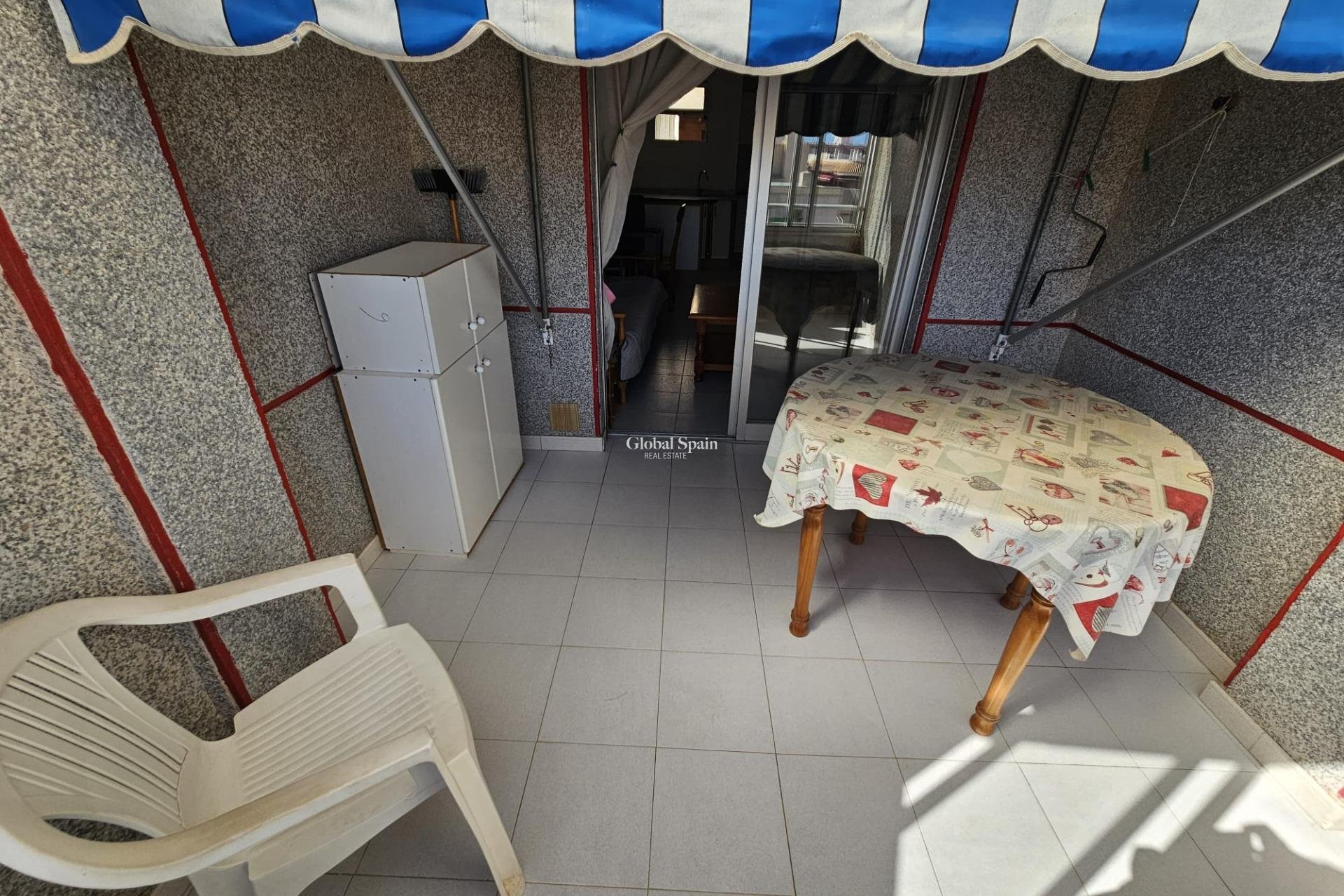 Wiederverkauf - WOHNUNG -
TORREVIEJA - Center