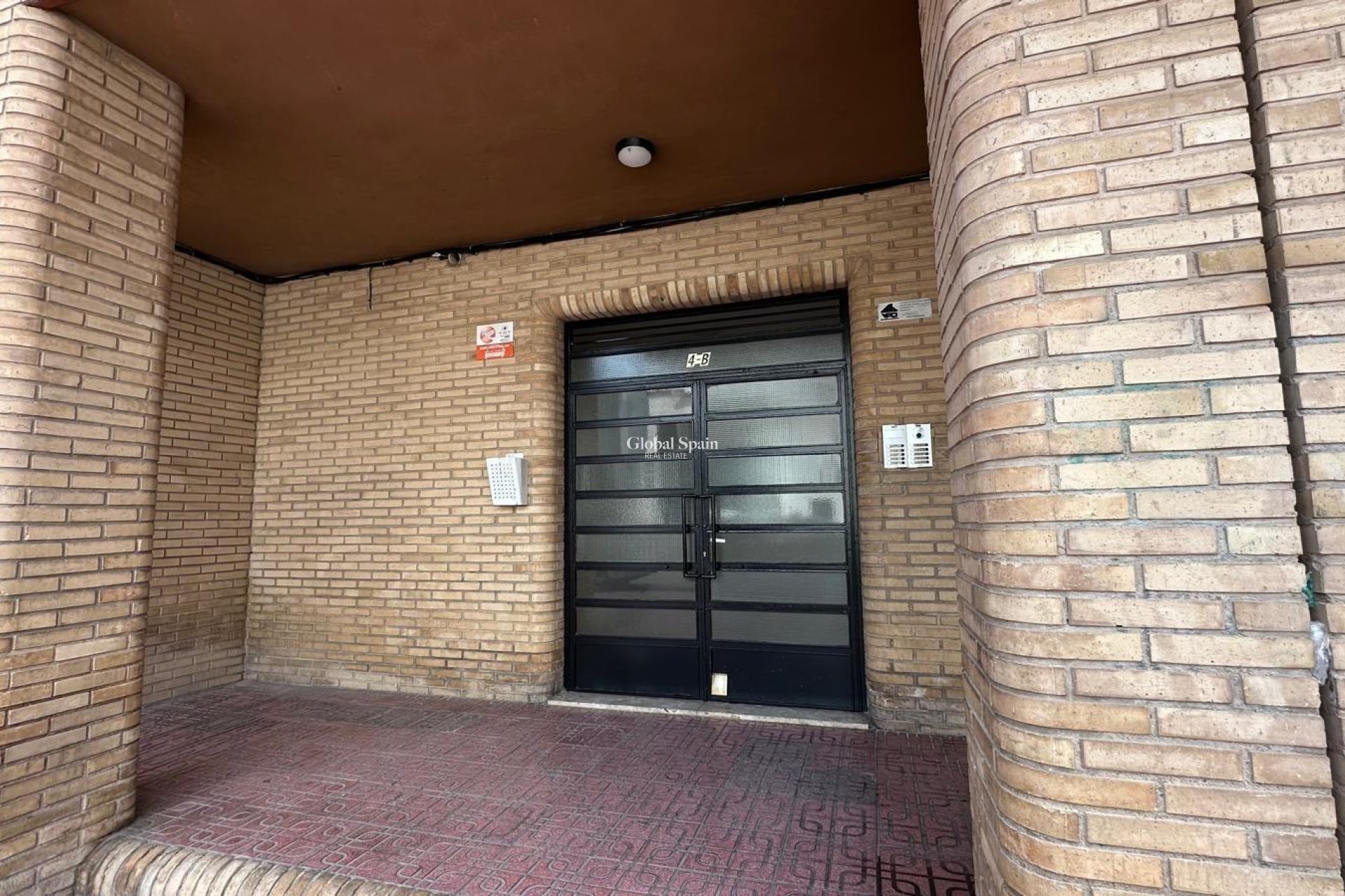 Wiederverkauf - WOHNUNG -
TORREVIEJA - Center
