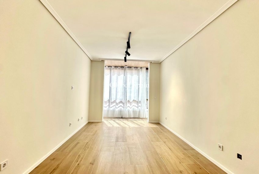 Wiederverkauf - WOHNUNG -
TORREVIEJA - Center