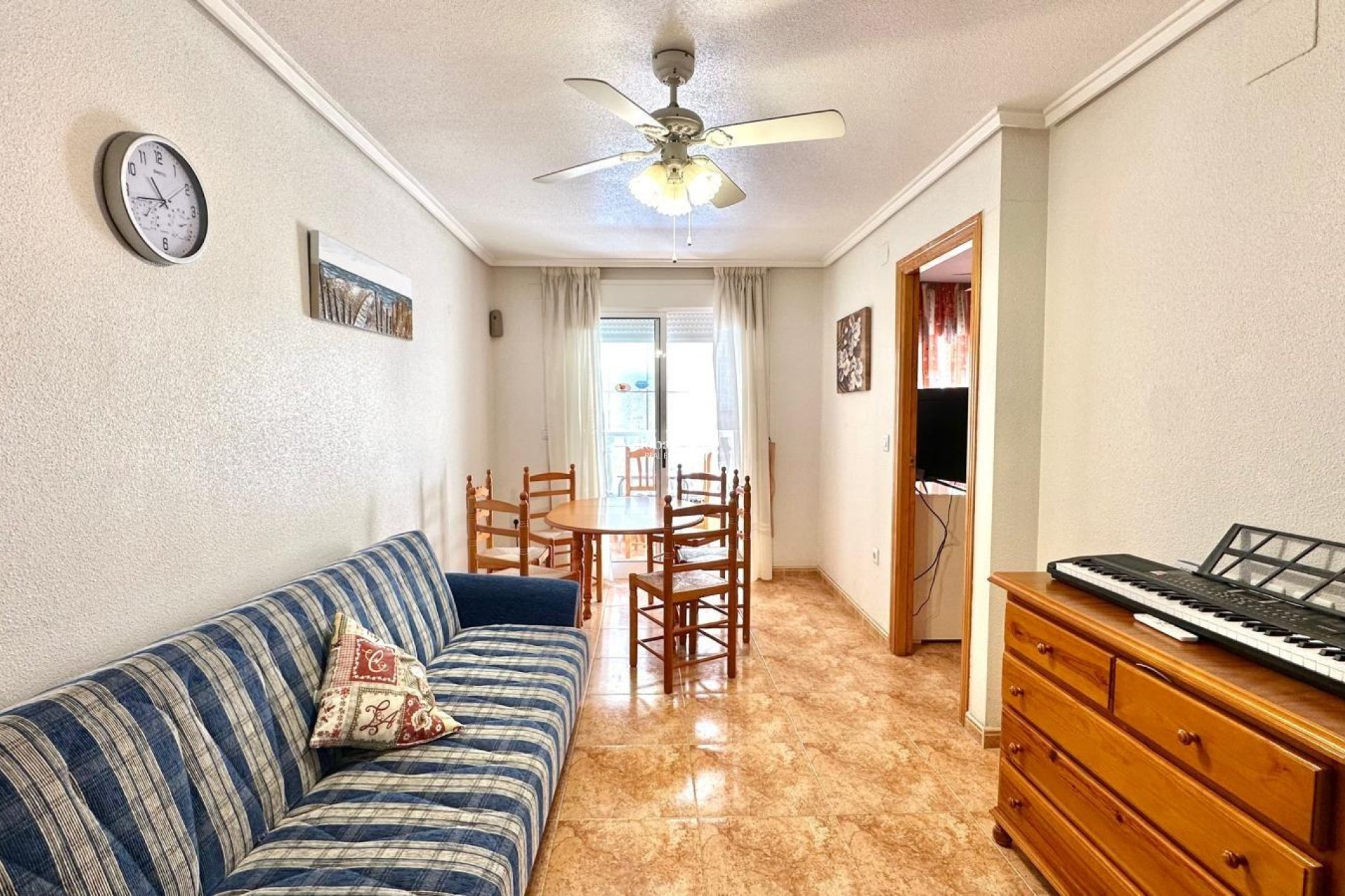 Wiederverkauf - WOHNUNG -
TORREVIEJA - Center
