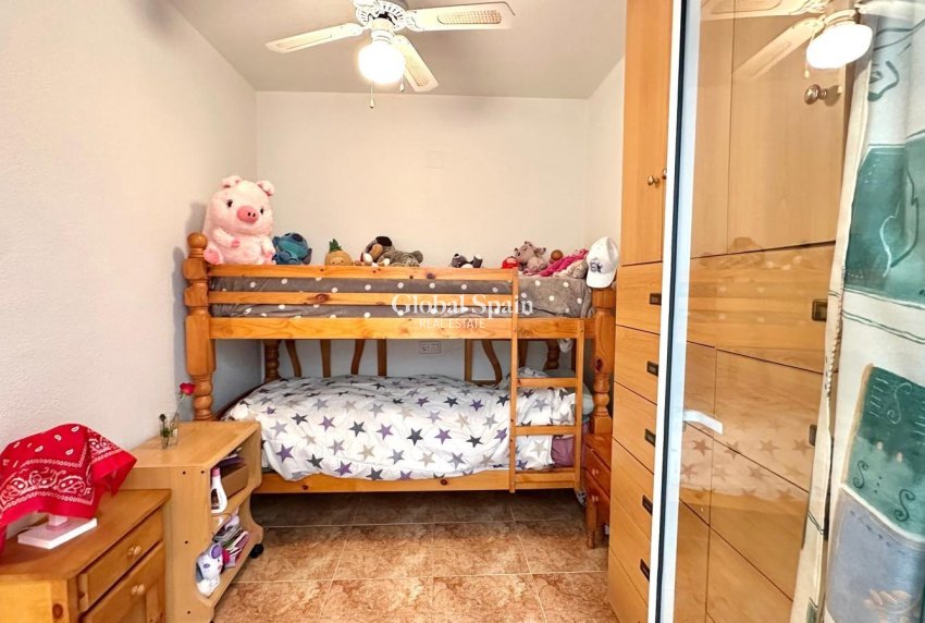 Wiederverkauf - WOHNUNG -
TORREVIEJA - Center