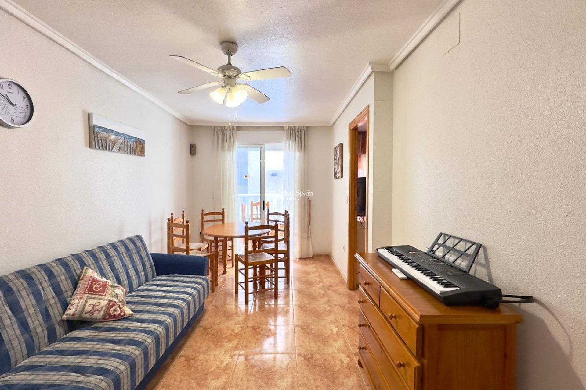Wiederverkauf - WOHNUNG -
TORREVIEJA - Center