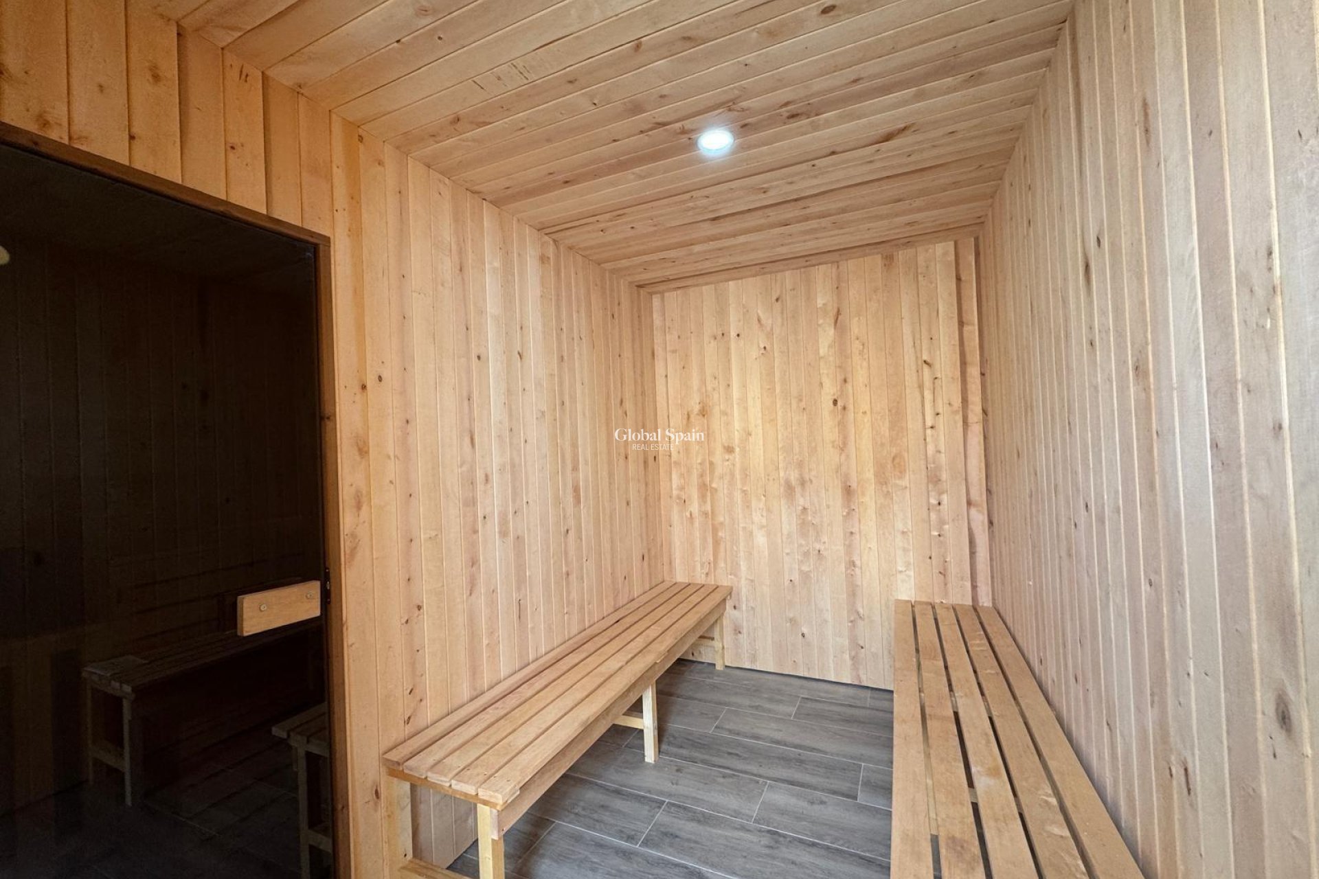 Wiederverkauf - WOHNUNG -
TORREVIEJA - Center