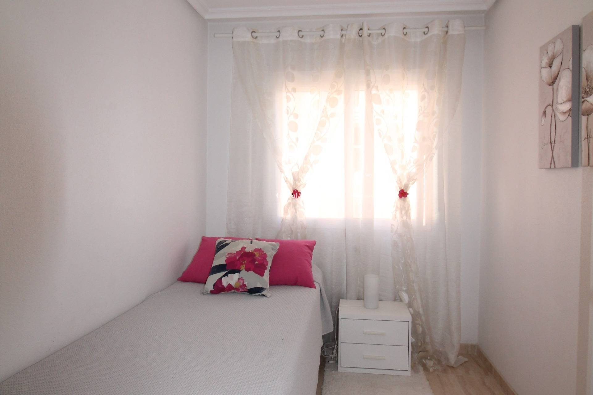 Wiederverkauf - WOHNUNG -
TORREVIEJA - Center