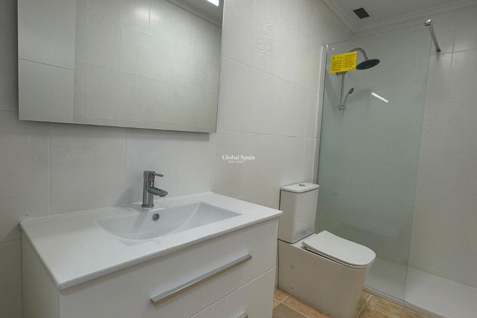 Wiederverkauf - WOHNUNG -
TORREVIEJA - Center