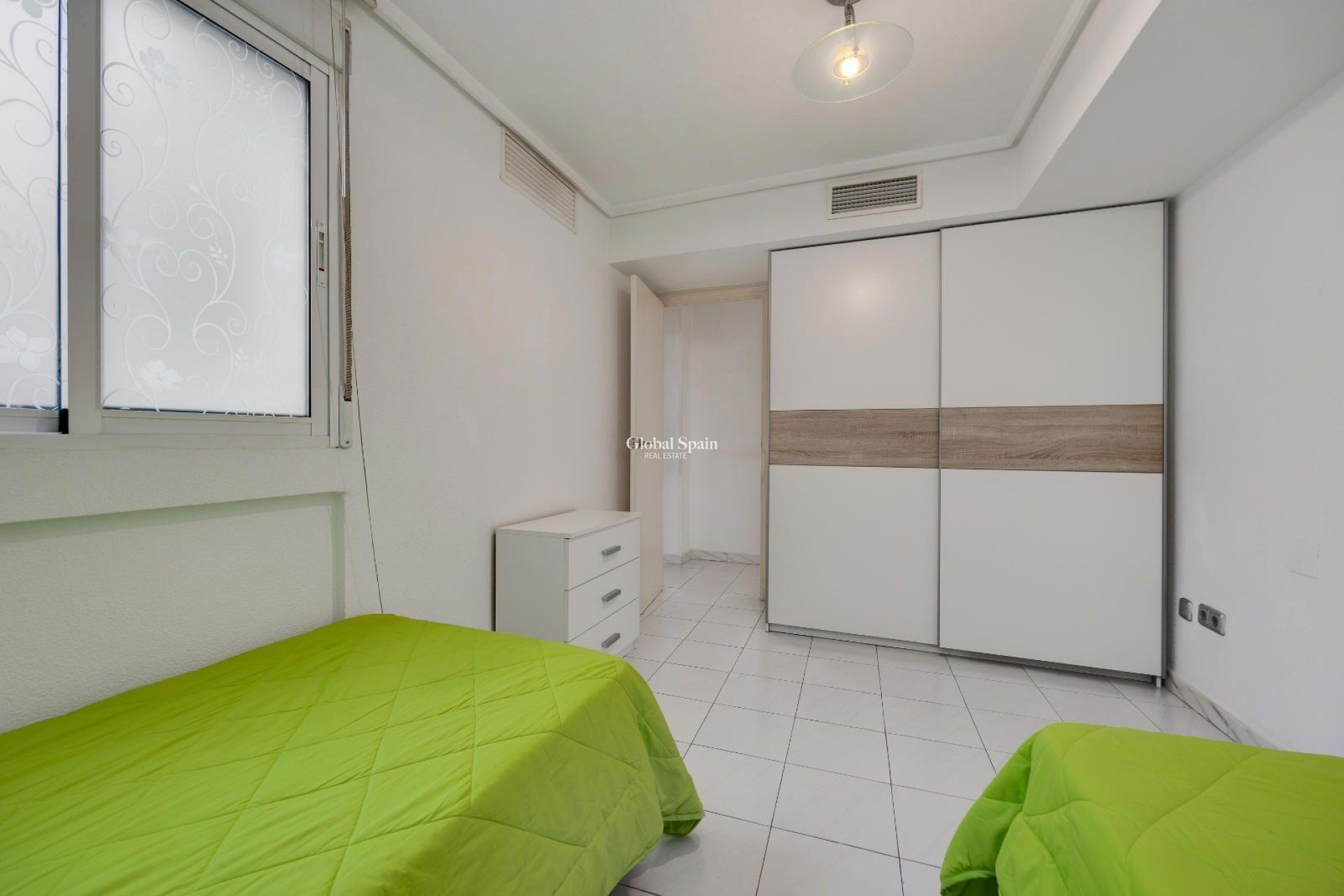 Wiederverkauf - WOHNUNG -
TORREVIEJA - Center