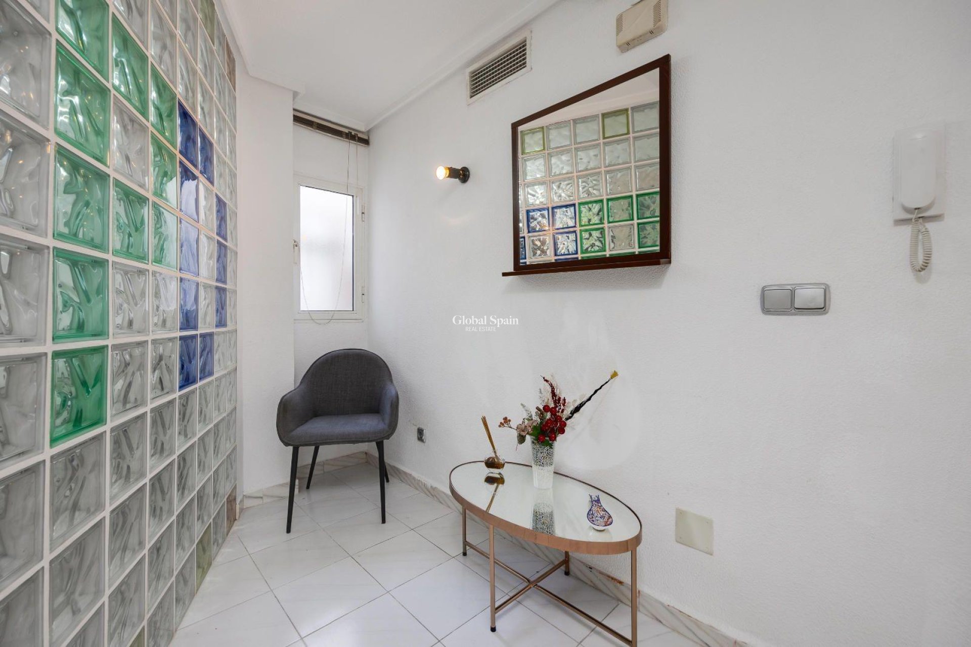 Wiederverkauf - WOHNUNG -
TORREVIEJA - Center
