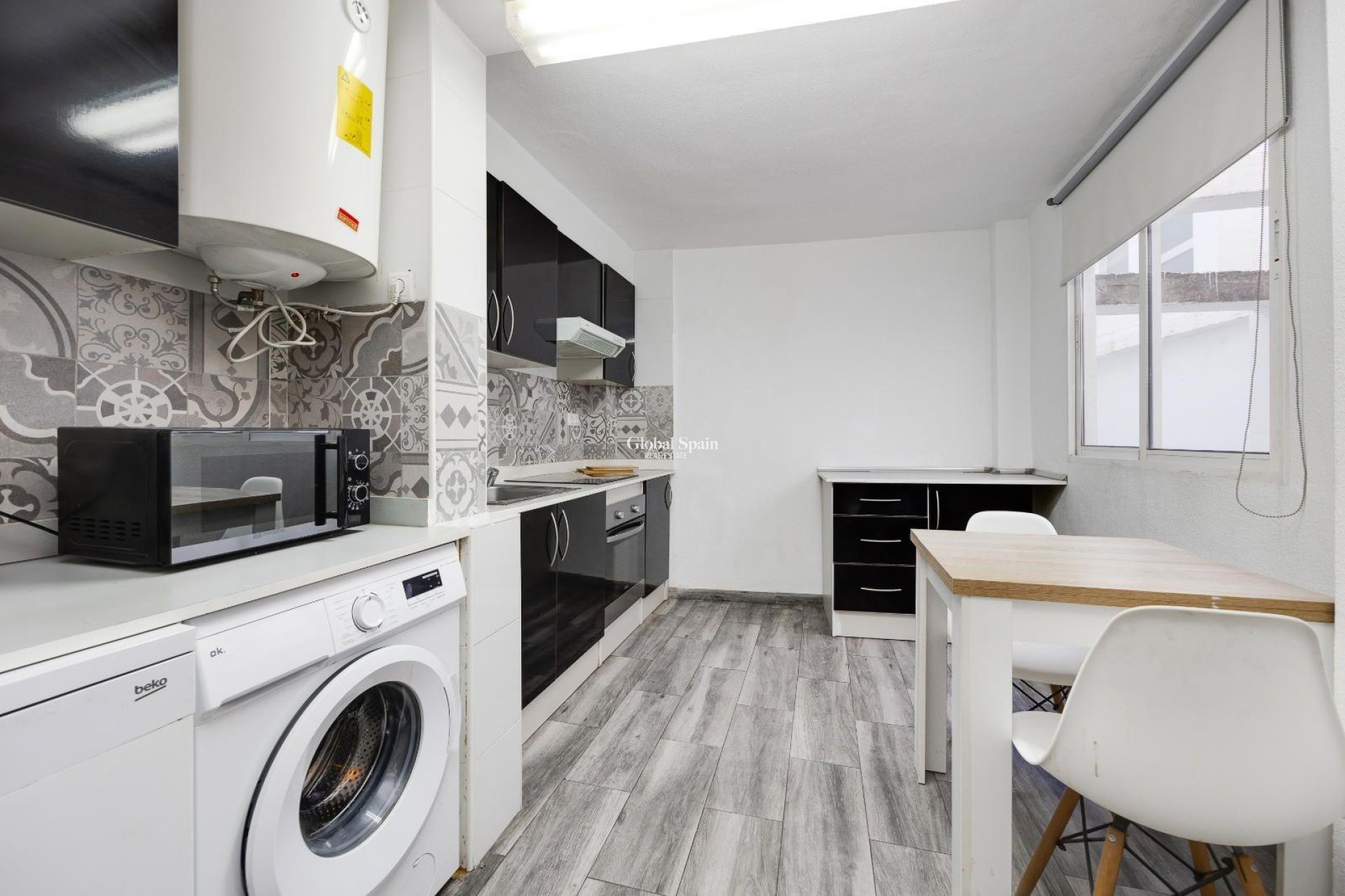 Wiederverkauf - WOHNUNG -
TORREVIEJA - Center