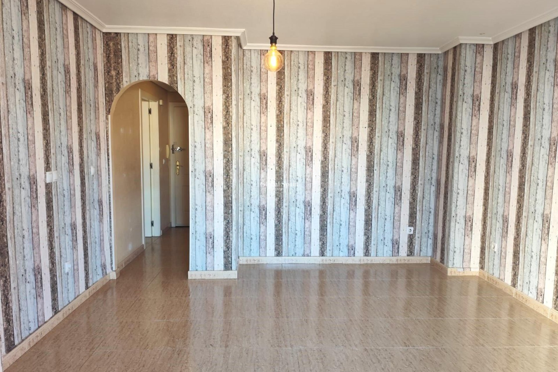 Wiederverkauf - WOHNUNG -
TORREVIEJA - Center