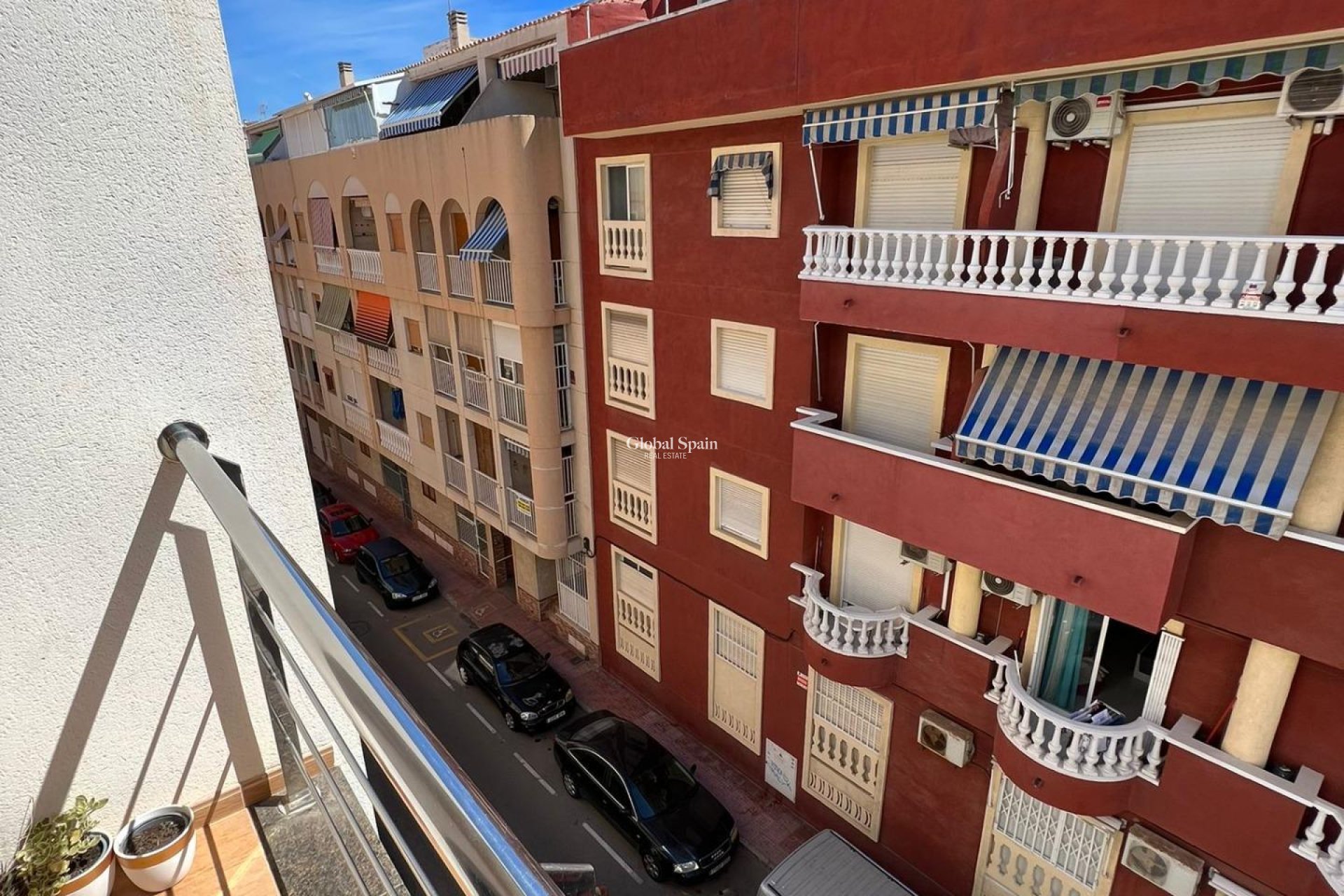 Wiederverkauf - WOHNUNG -
TORREVIEJA - Center