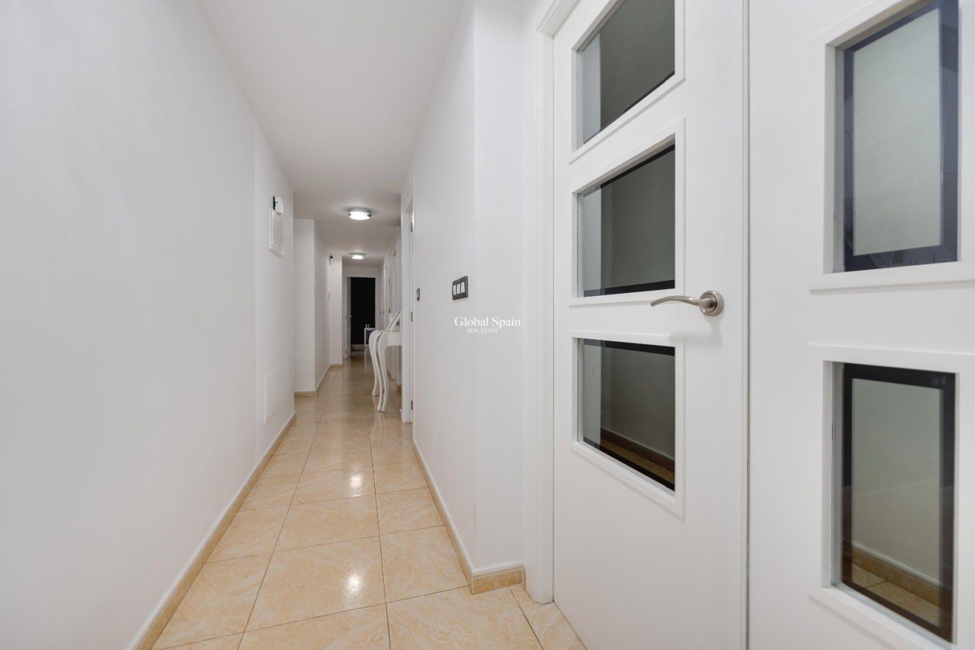 Wiederverkauf - WOHNUNG -
TORREVIEJA - Center