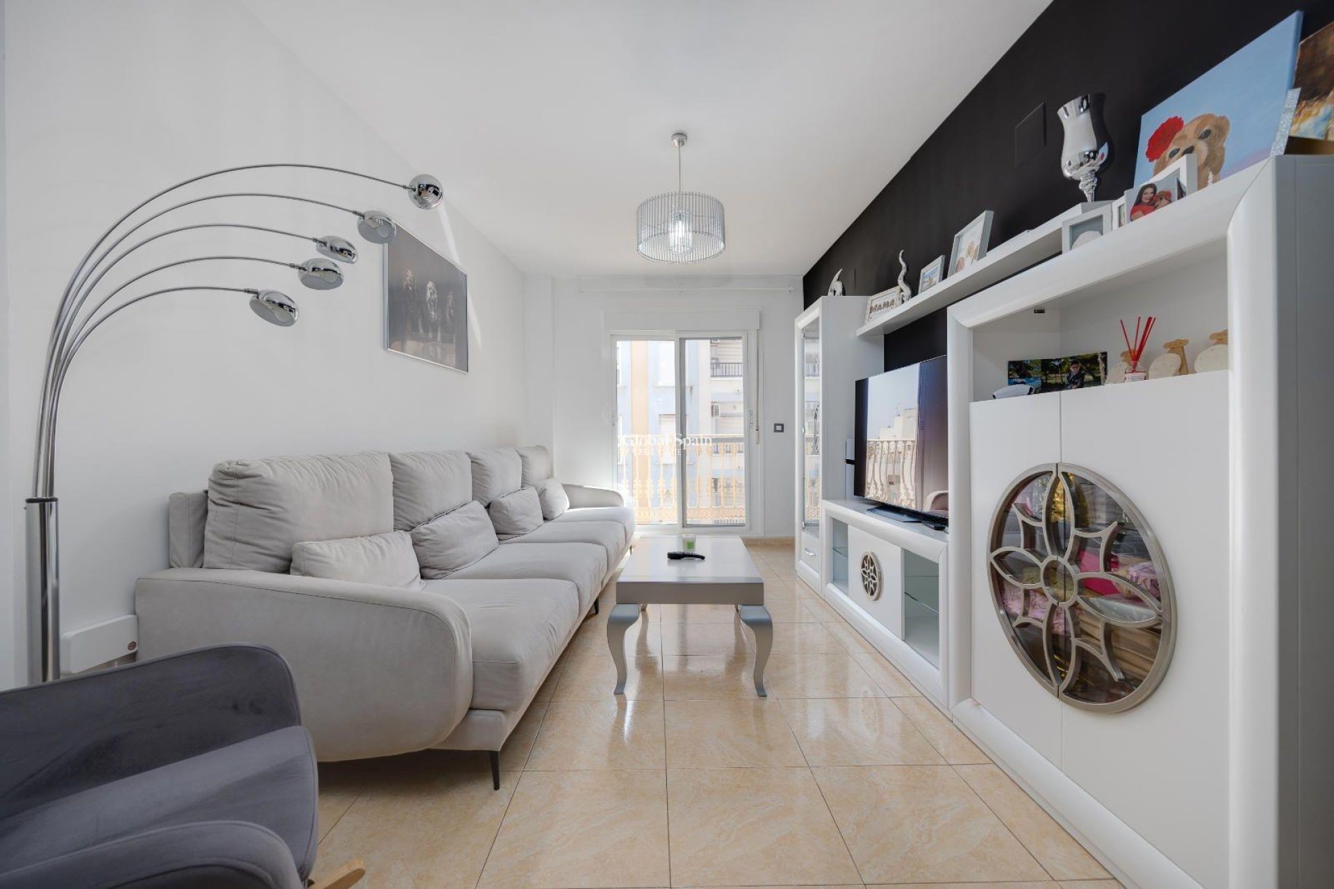 Wiederverkauf - WOHNUNG -
TORREVIEJA - Center