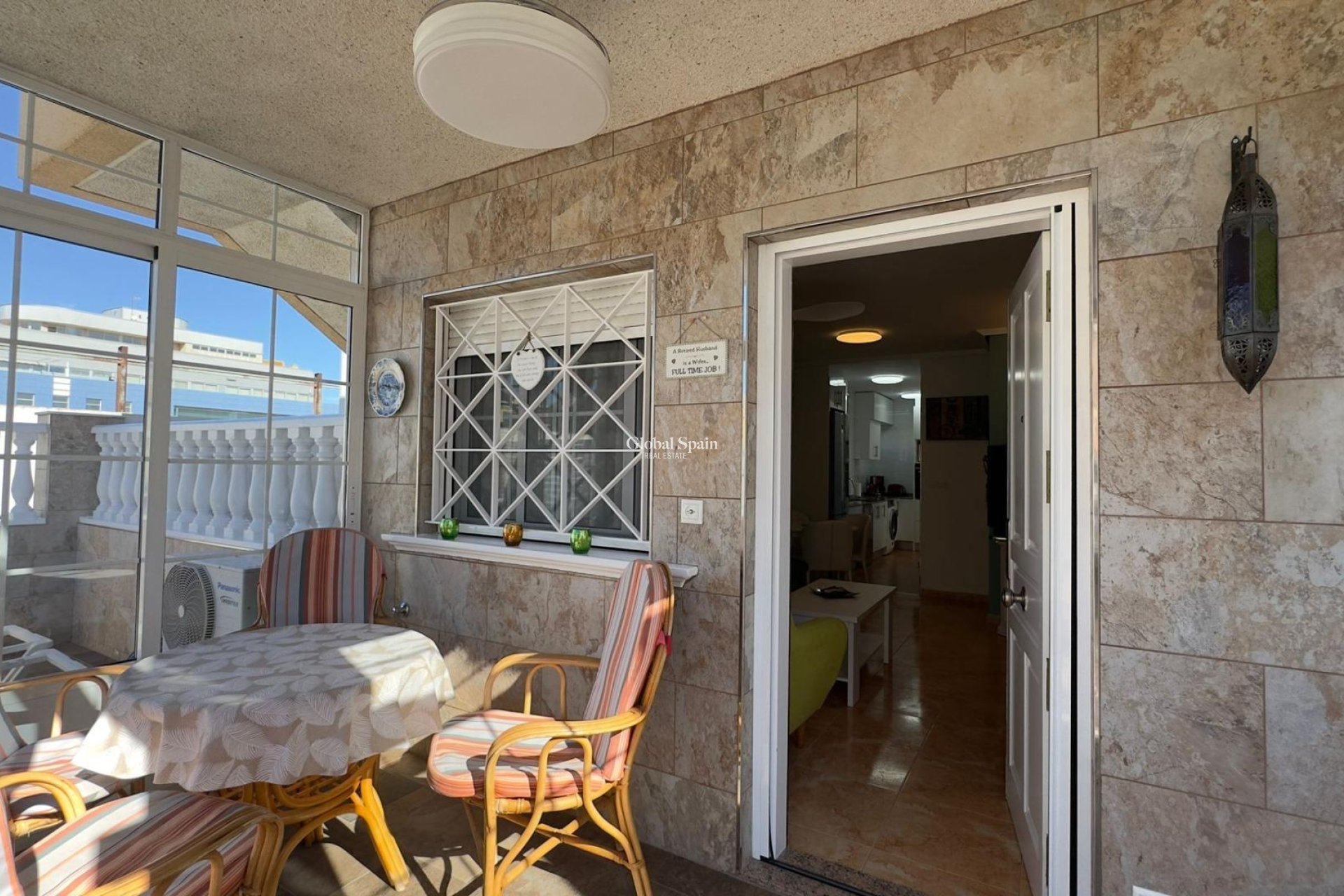 Wiederverkauf - WOHNUNG -
TORREVIEJA - Center