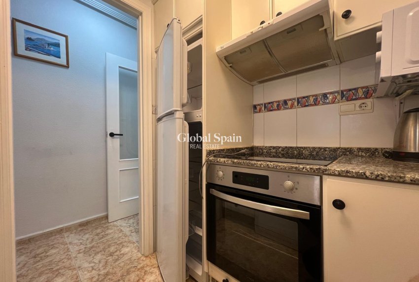 Wiederverkauf - WOHNUNG -
TORREVIEJA - Center