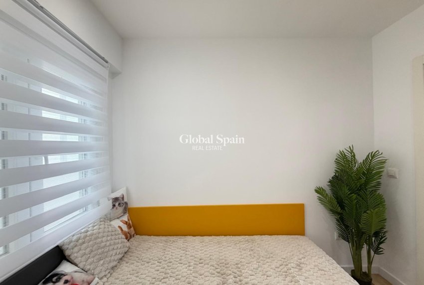 Wiederverkauf - WOHNUNG -
TORREVIEJA - Center