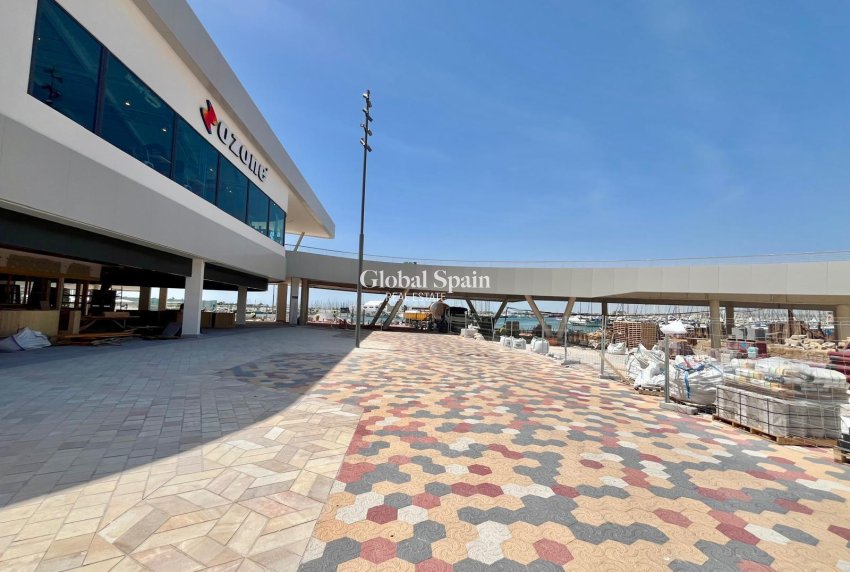 Wiederverkauf - WOHNUNG -
TORREVIEJA - Center
