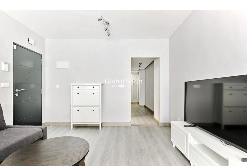 Wiederverkauf - WOHNUNG -
TORREVIEJA - Center