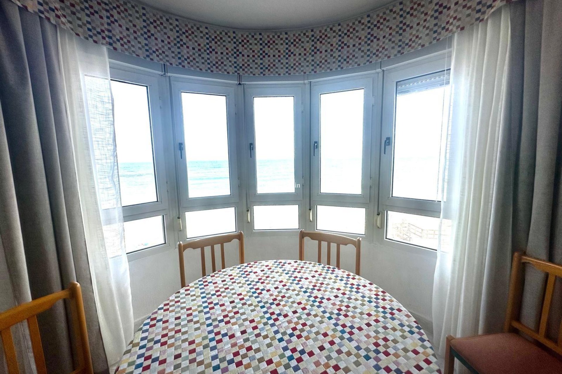 Wiederverkauf - WOHNUNG -
TORREVIEJA - Center