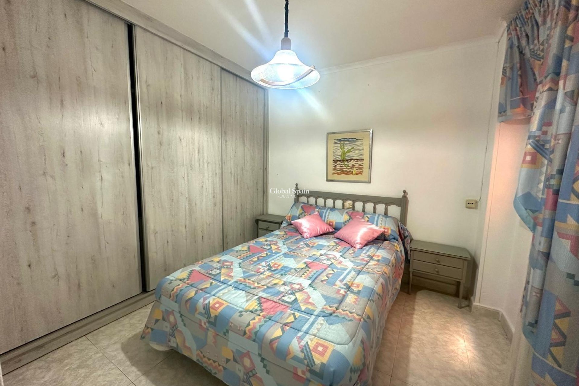 Wiederverkauf - WOHNUNG -
TORREVIEJA - Center