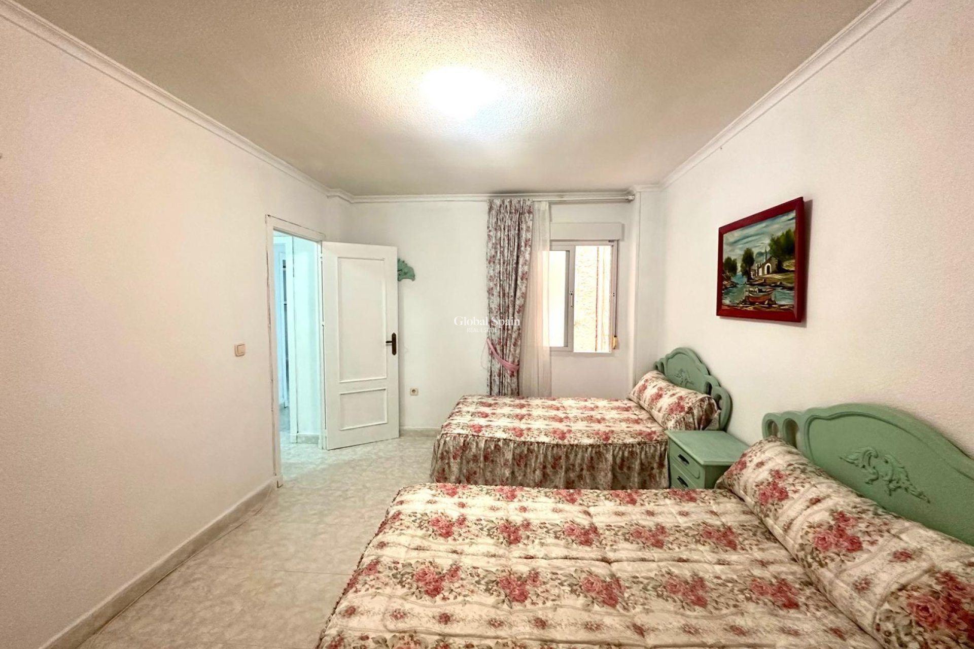 Wiederverkauf - WOHNUNG -
TORREVIEJA - Center