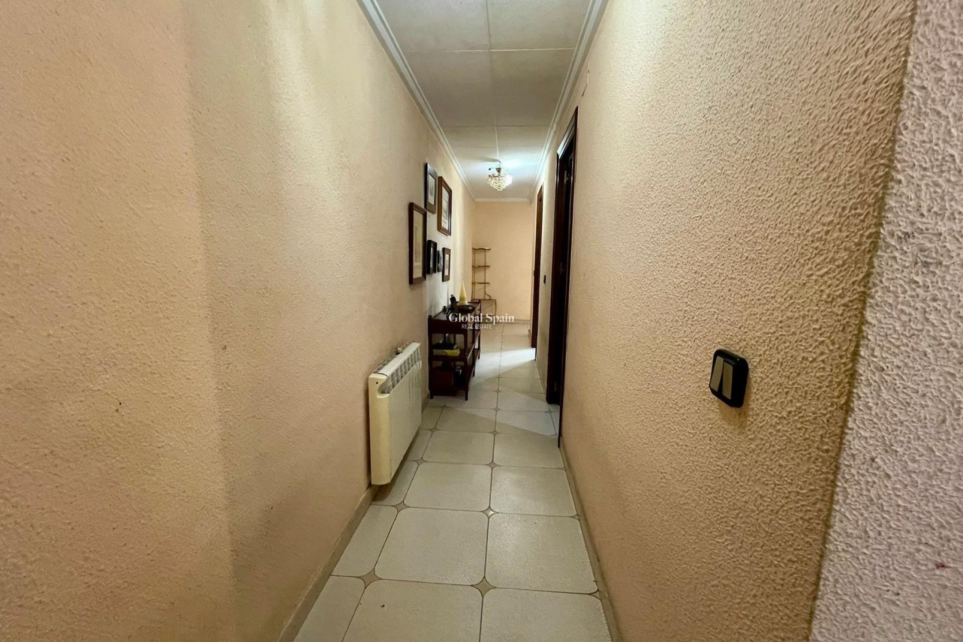 Wiederverkauf - WOHNUNG -
TORREVIEJA - Center