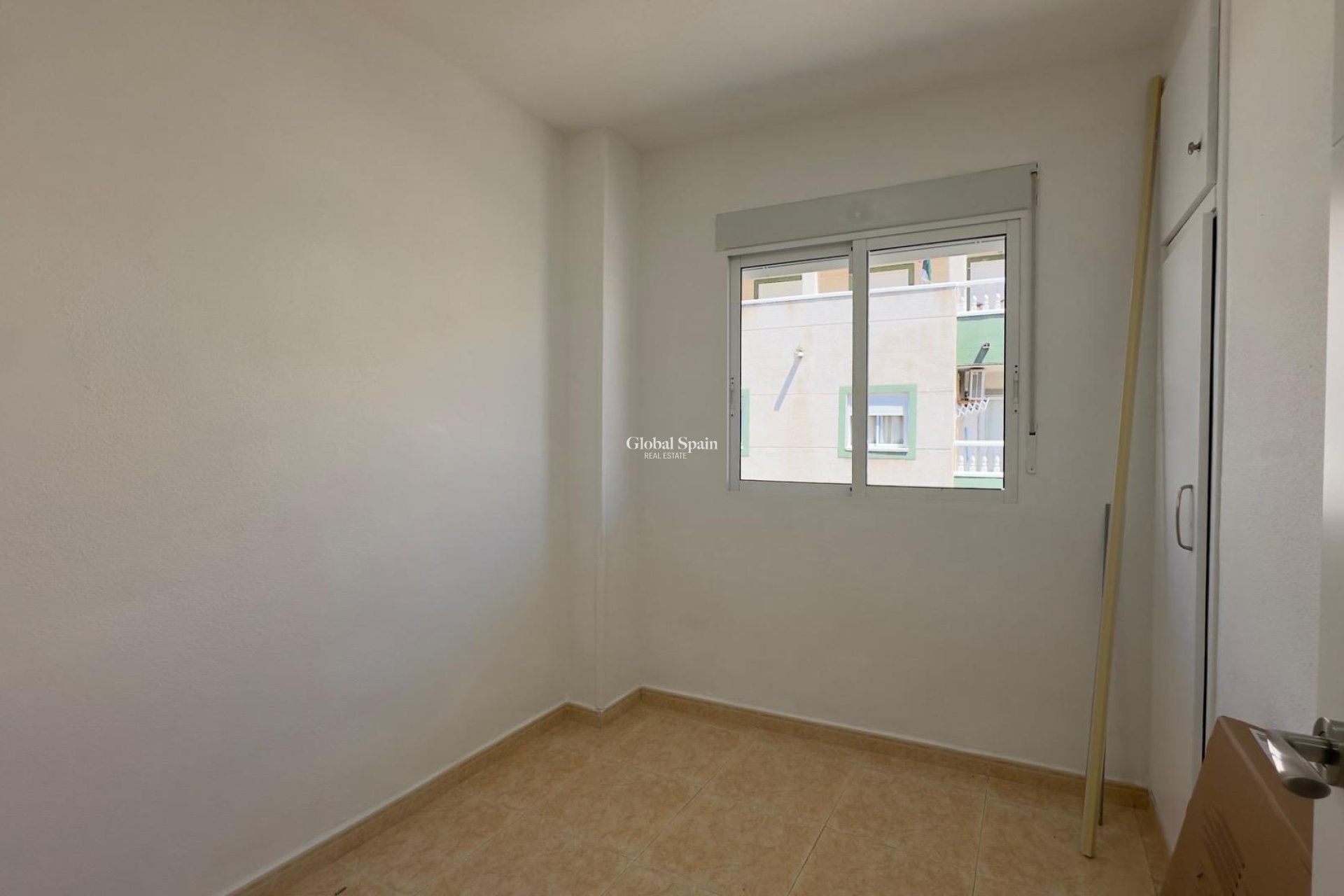 Wiederverkauf - WOHNUNG -
TORREVIEJA - Center