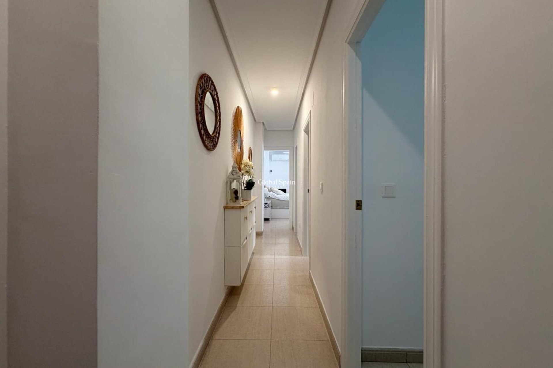 Wiederverkauf - WOHNUNG -
TORREVIEJA - Center